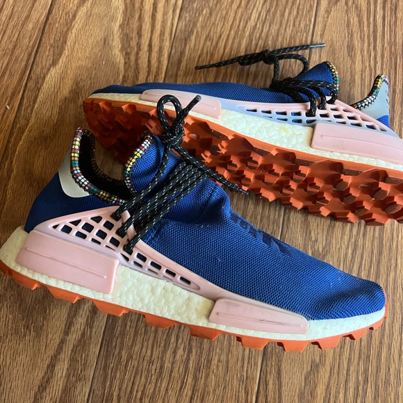 Pharrell x NMD Human Race “inspiration pack” - Picture 2 of 4